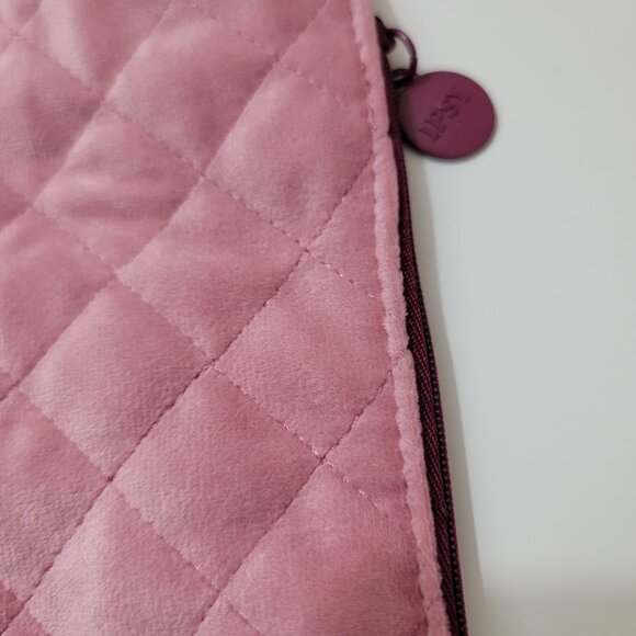 Ipsy Velvet Cosmetic Bag Bundle (4) • Quilted & Plush Makeup Pouches - Picture 11 of 15